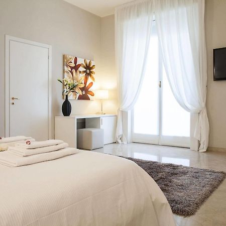 Milan Royal Suites ภายนอก รูปภาพ