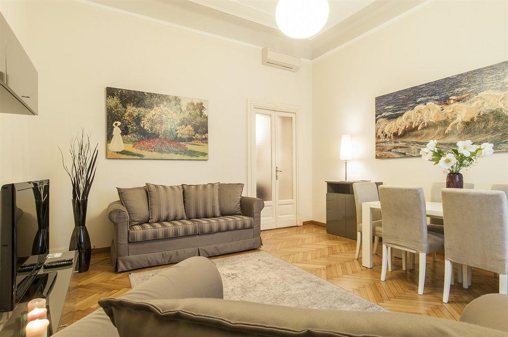 Milan Royal Suites ภายนอก รูปภาพ