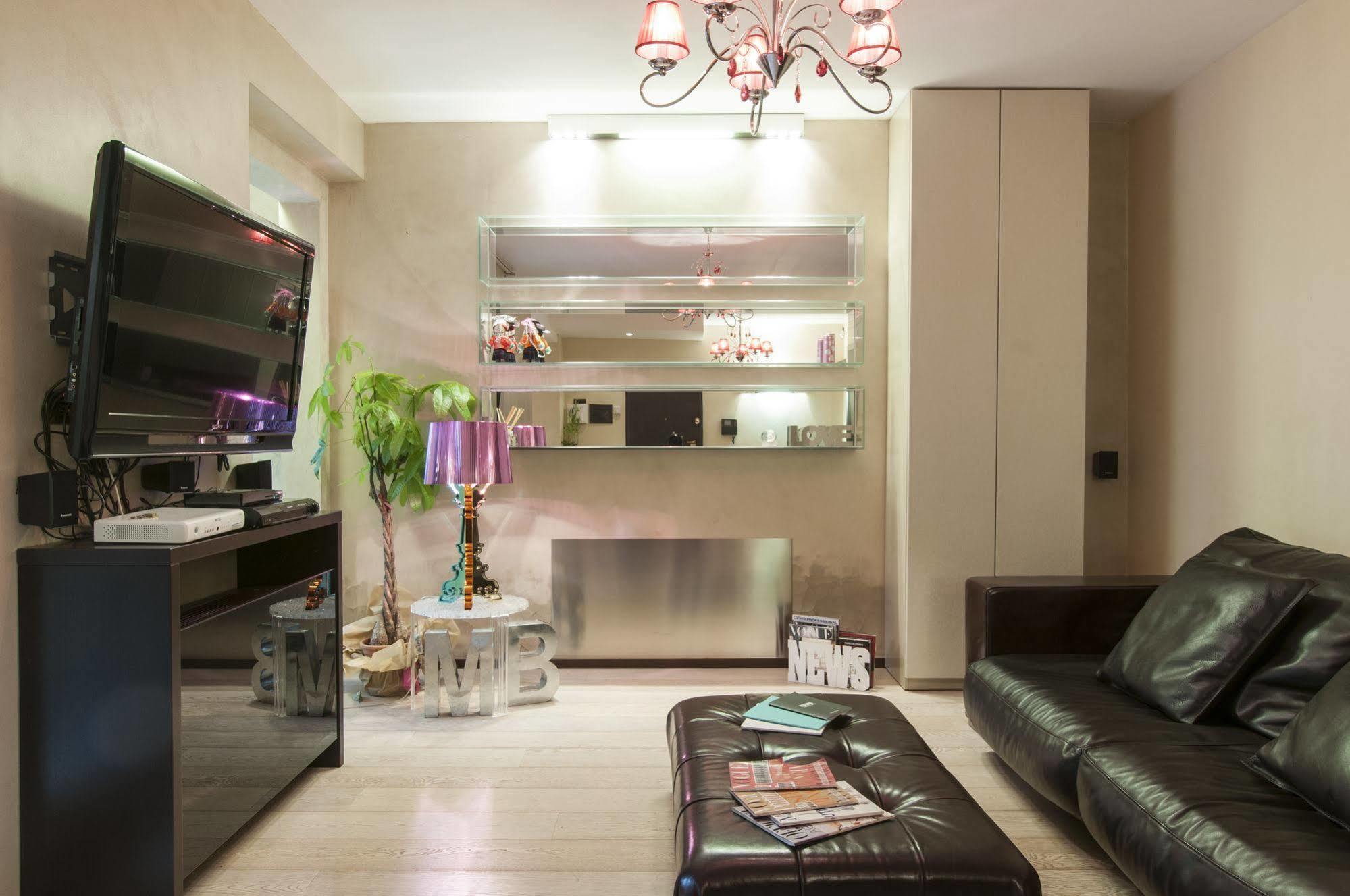 Milan Royal Suites ภายนอก รูปภาพ