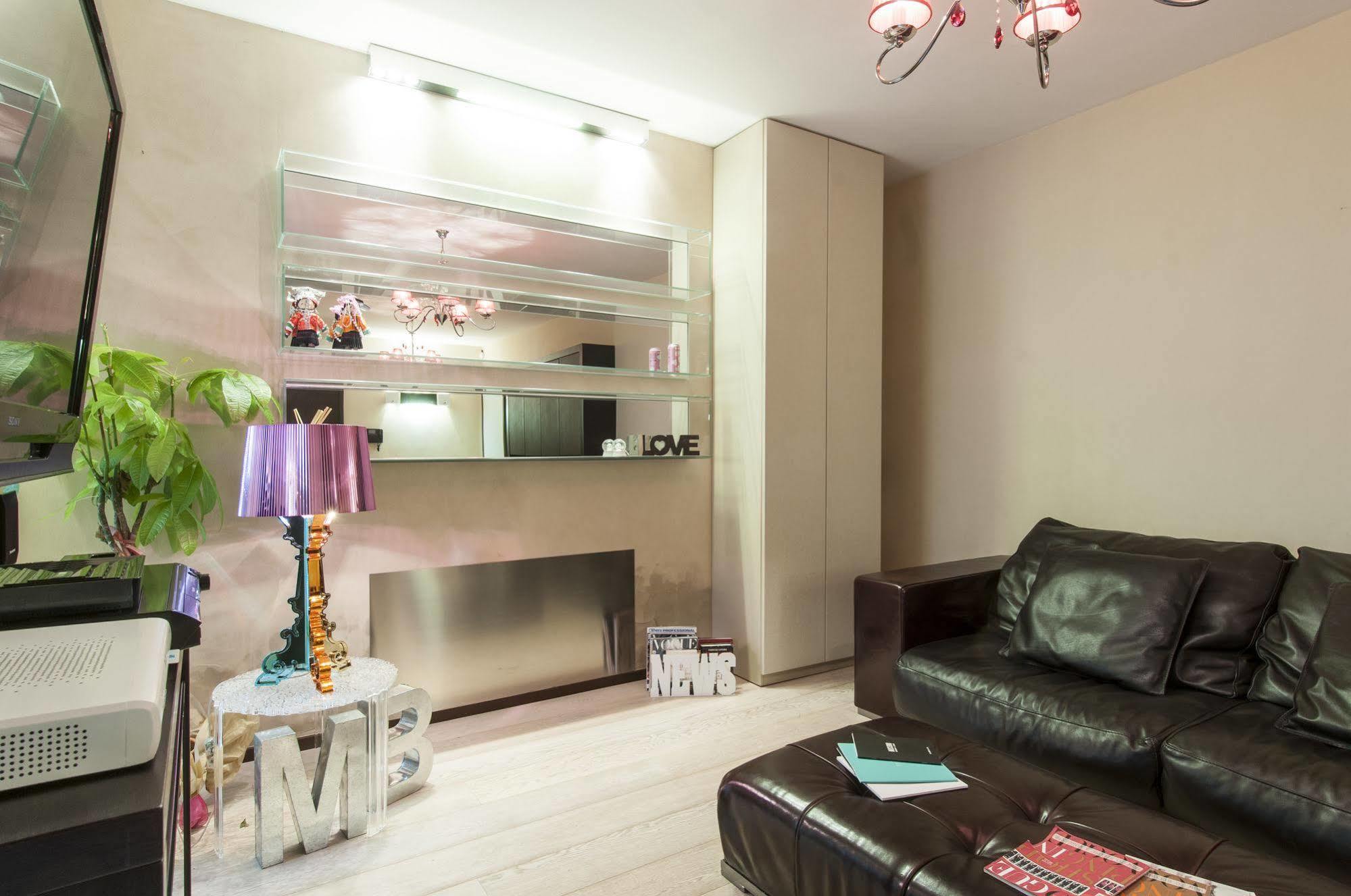 Milan Royal Suites ภายนอก รูปภาพ