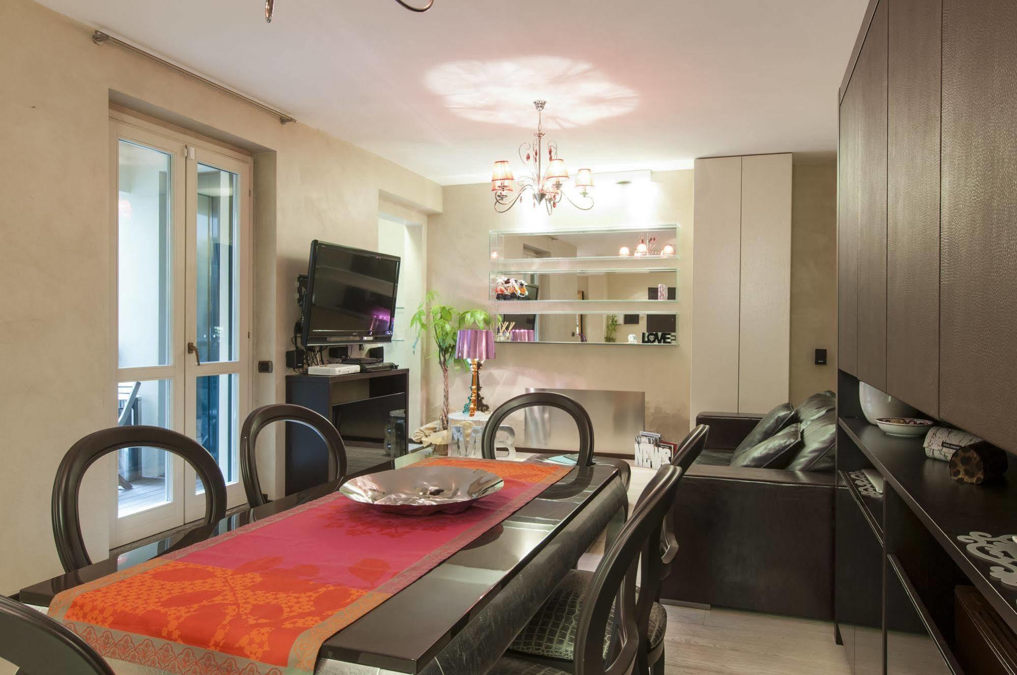 Milan Royal Suites ภายนอก รูปภาพ